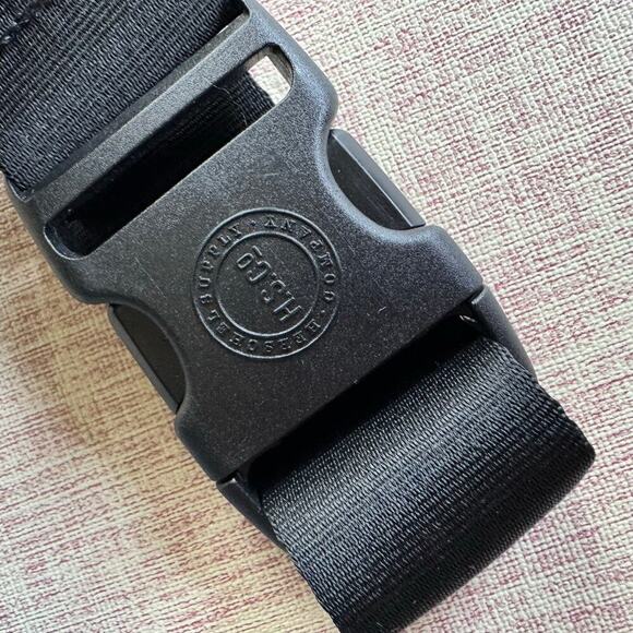 Herschel Supply Co. x HOFFMAN FIFTEEN BELT BAG BLUE IN WINTER FLORAL - Picture 5 of 8